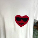 PLAYERA CORAZÓN CON LENTES