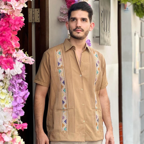 GUAYABERA CAMELLO