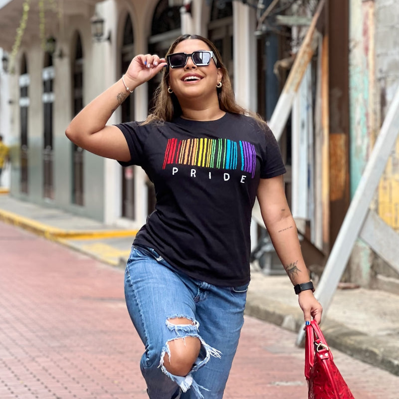 PLAYERA CÓDIGO DE BARRA PRIDE MUJER