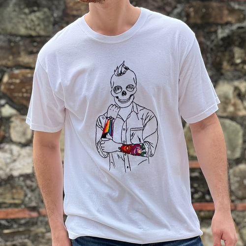 PLAYERA CALAVERA PRIDE BLANCA