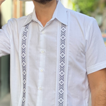 GUAYABERA PEDASÍ BLANCA  MC