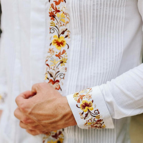 GUAYABERA COLIBRÍ BLANCO