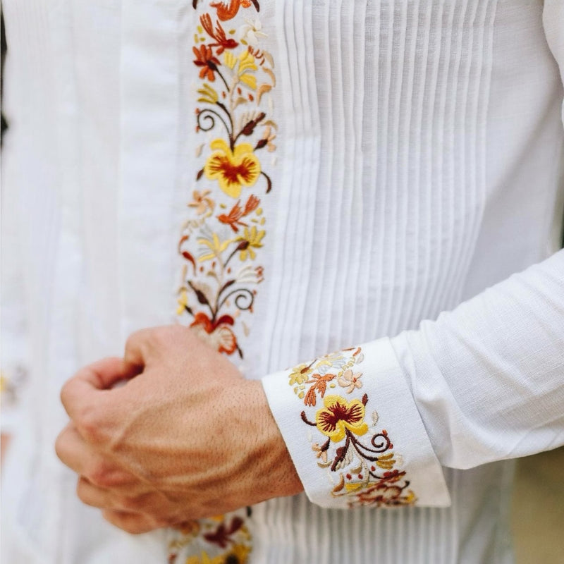 GUAYABERA COLIBRÍ BLANCO