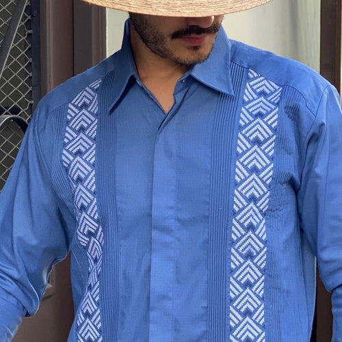 OPICHEN GUAYABERA