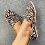 ANIMAL PRINT SPECK FLATS